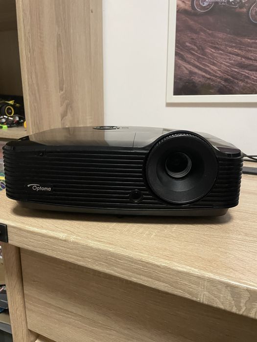 Projektor optoma DAEXNZGZ-dziala,stan dobry