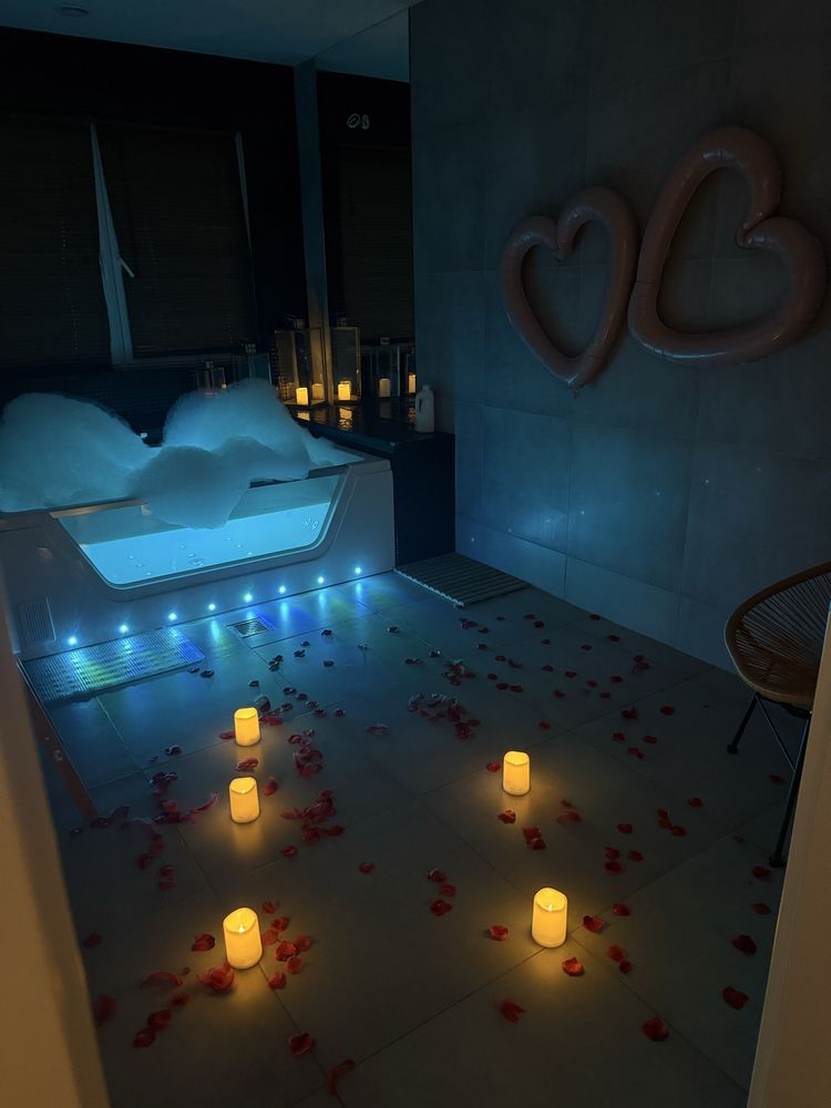 Apartament z prywatnym jacuzzi.
