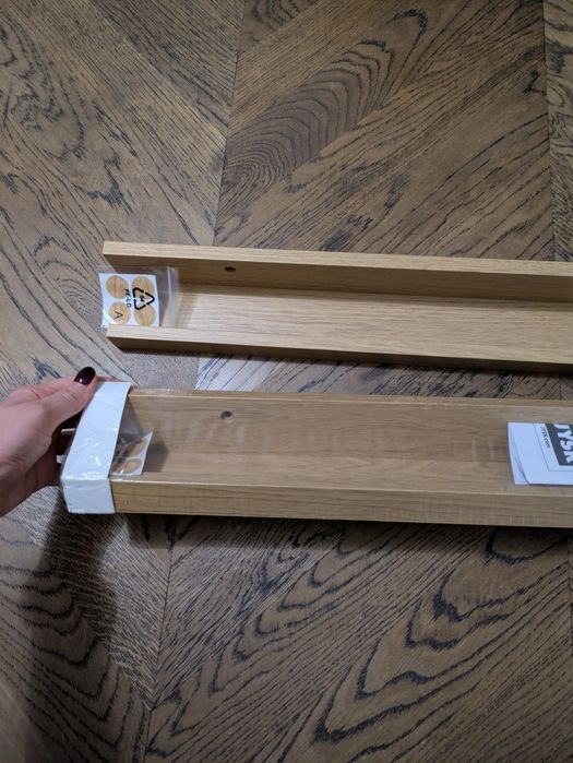 Dwie półki na obrazki/zdjęcia JYSK