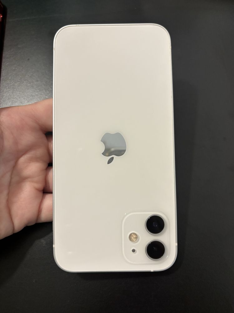 IPhone 12 branco como novo