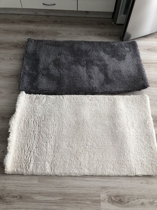 Коврики новые, мягкие и приятные.