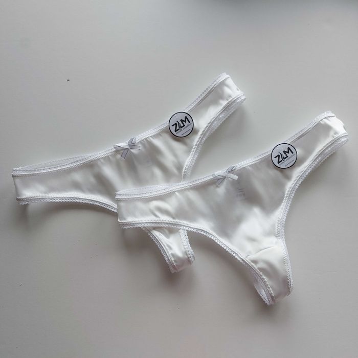 Stringi damskie 2-pak. Elegancki z jedwabiu naturalnego. Rozmiar L