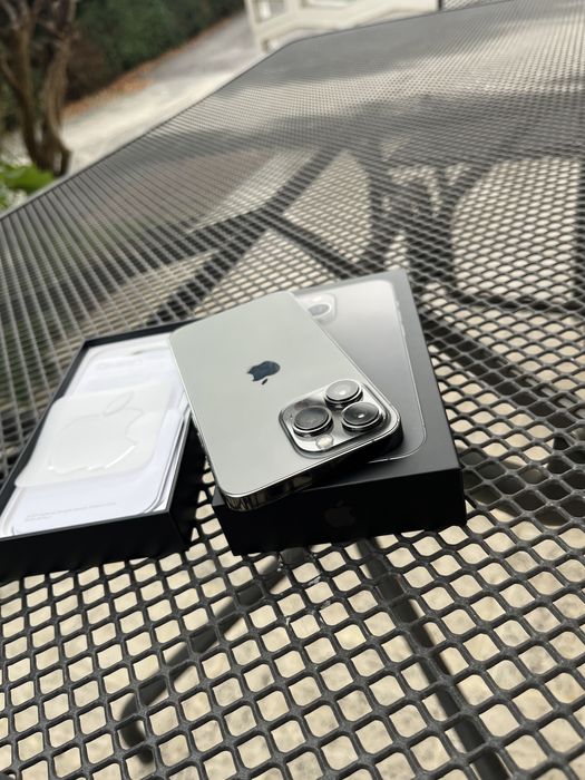 Продам Apple 13 pro 256gb