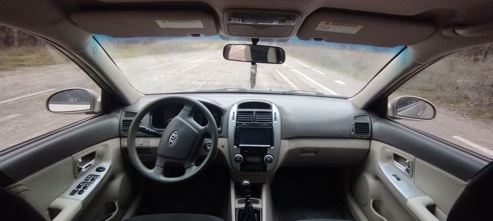 Kia cerato. Продаж