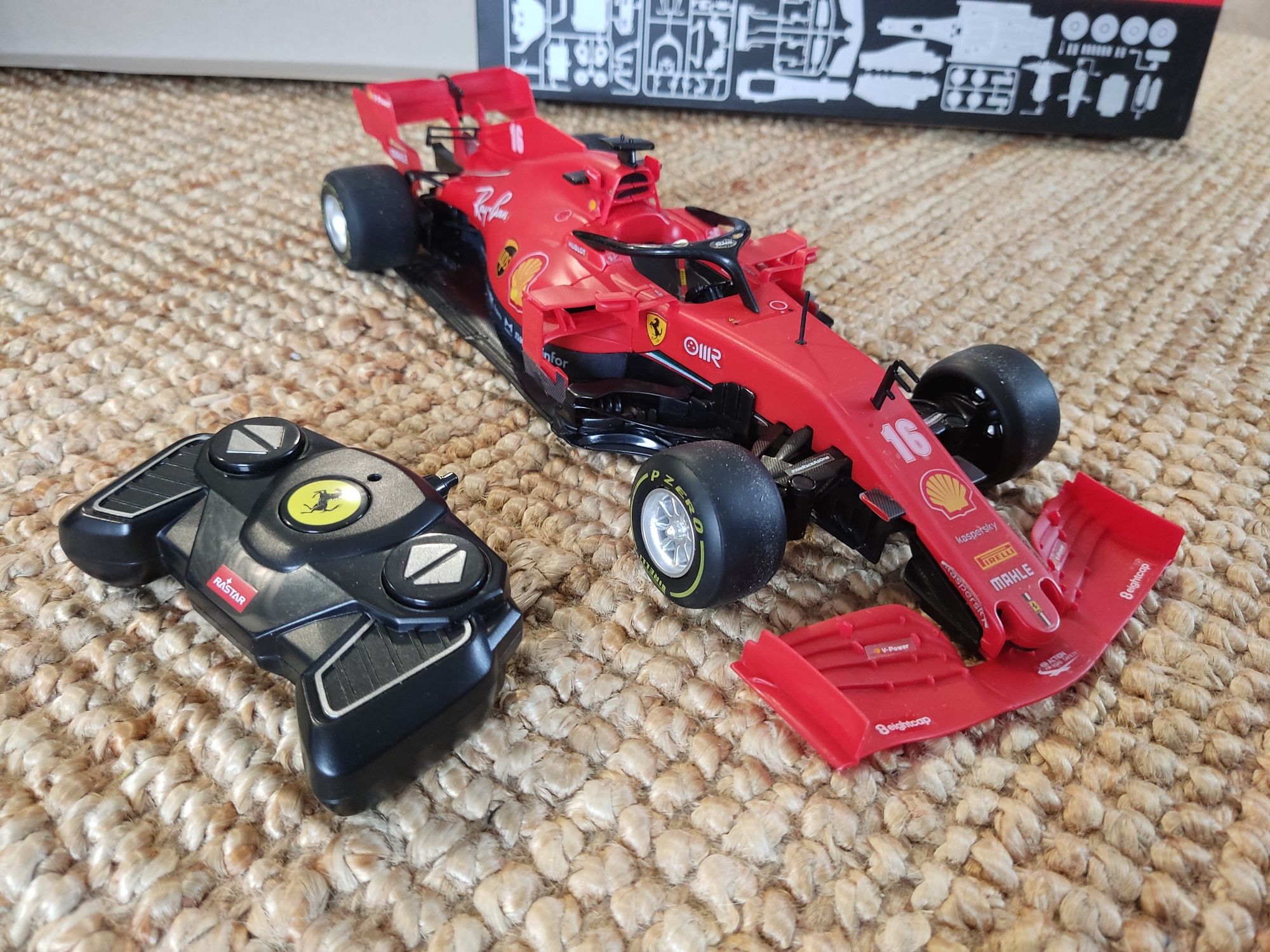 Auto zdalnie sterowane ferrari sf 1000 model do składania samochód RC