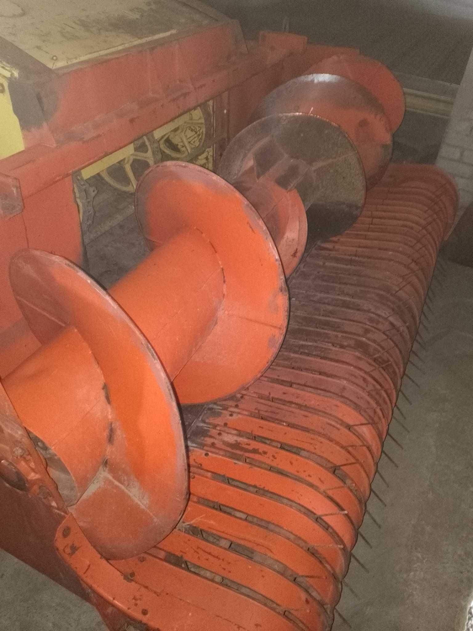 Części kombajn ńew Holland M135