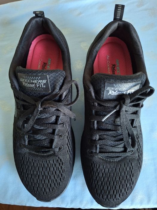 Кросівки  жіночі Skechers