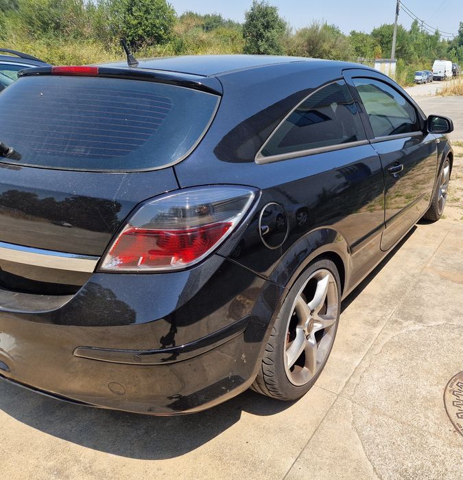Opel Astra 1.9 gtc 150cv