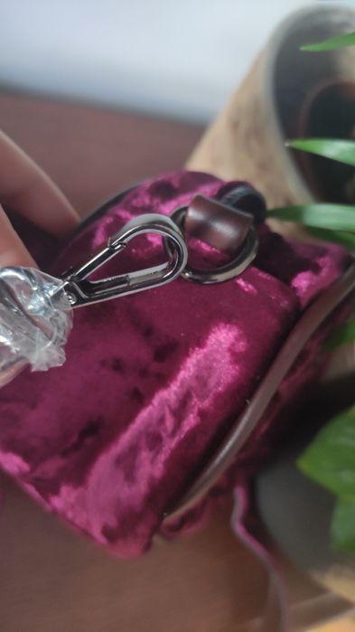 Nowa, welurowa bordowa nerka / torebka.