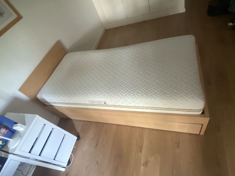 Cama infantil dupla de gaveta