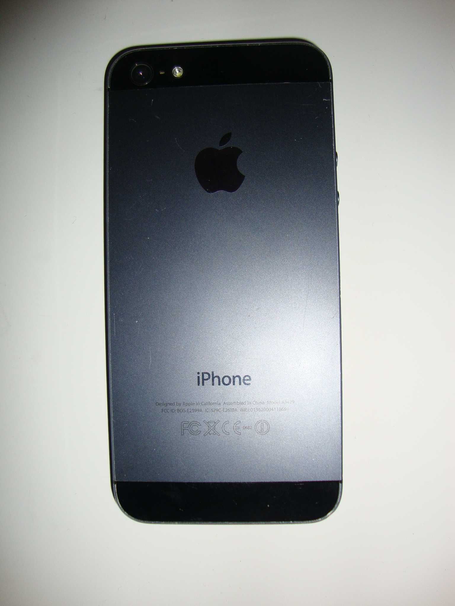 Продам Apple iPhone 5