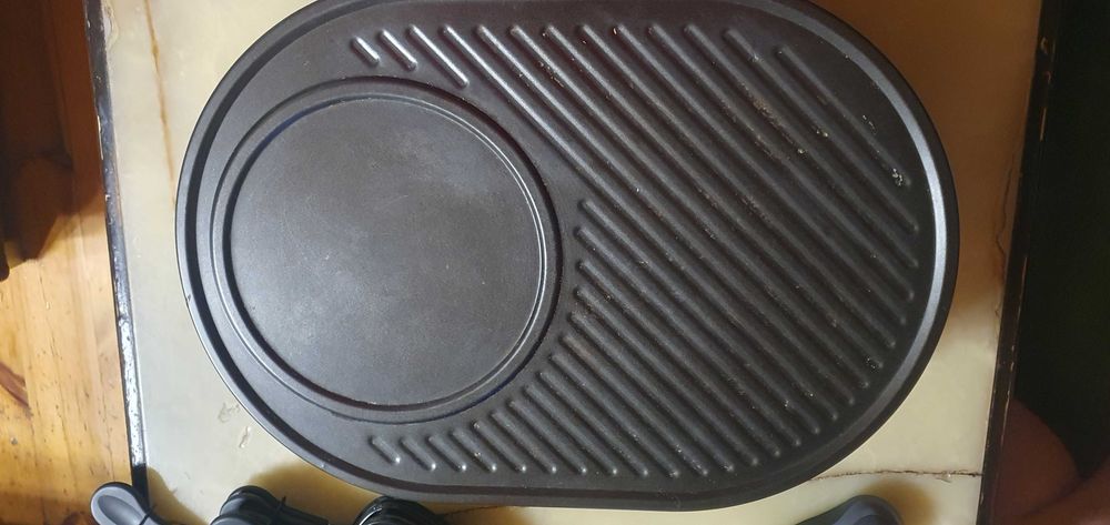 Mocny grill stołowy Clatronic 1200W