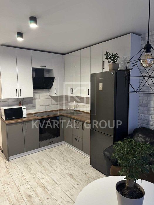 Продаж квартири в центрі міста МІНІМАЛЬНЕ ОФОРМЛЕННЯ