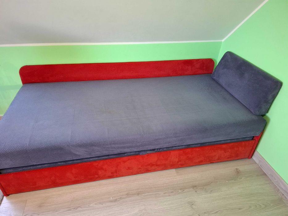 tapczan łóżko dwuosobowe dwupoziomowe BlackRedWhite, schowek, poduszka