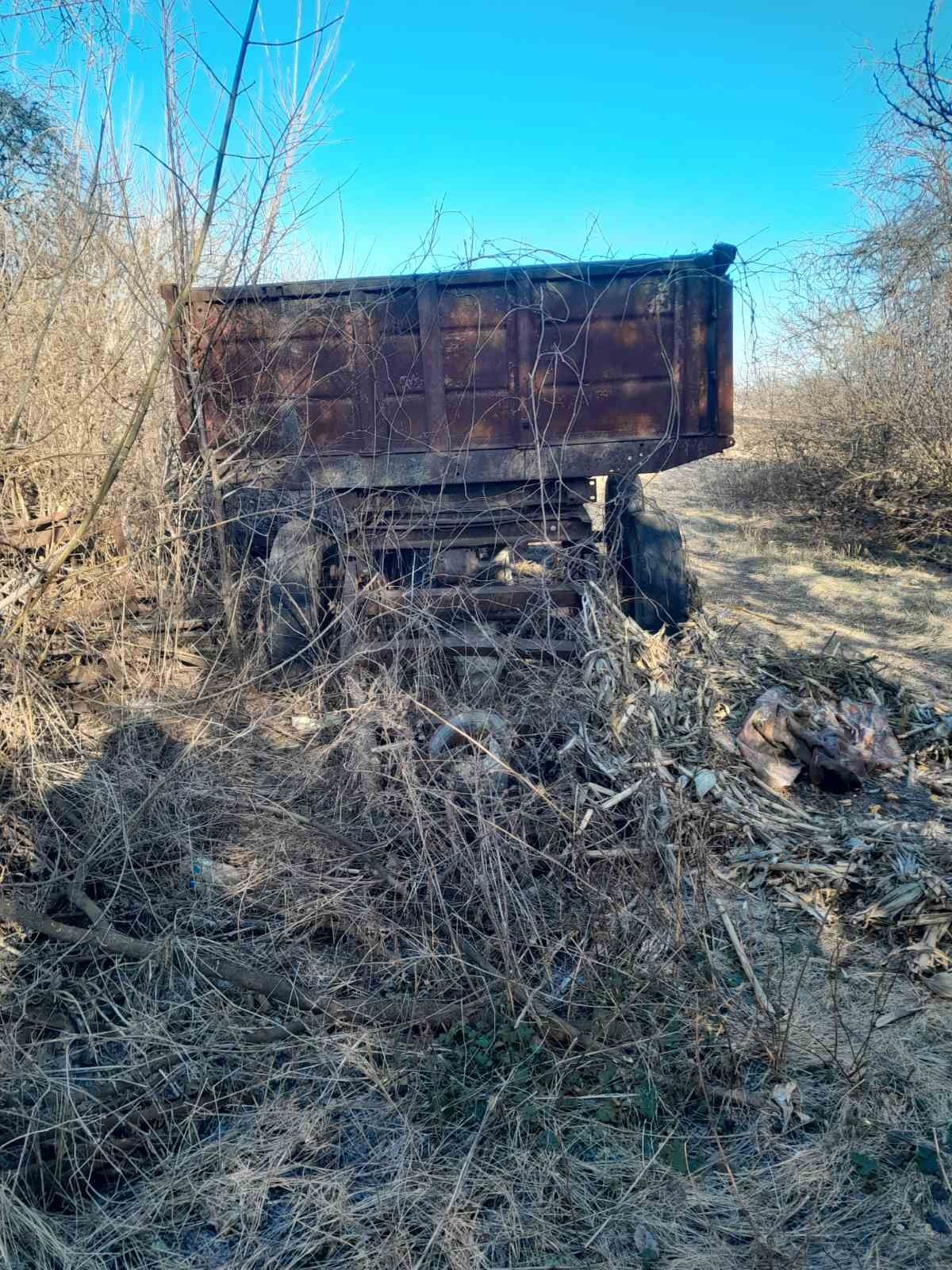 продам прицеп зиловский