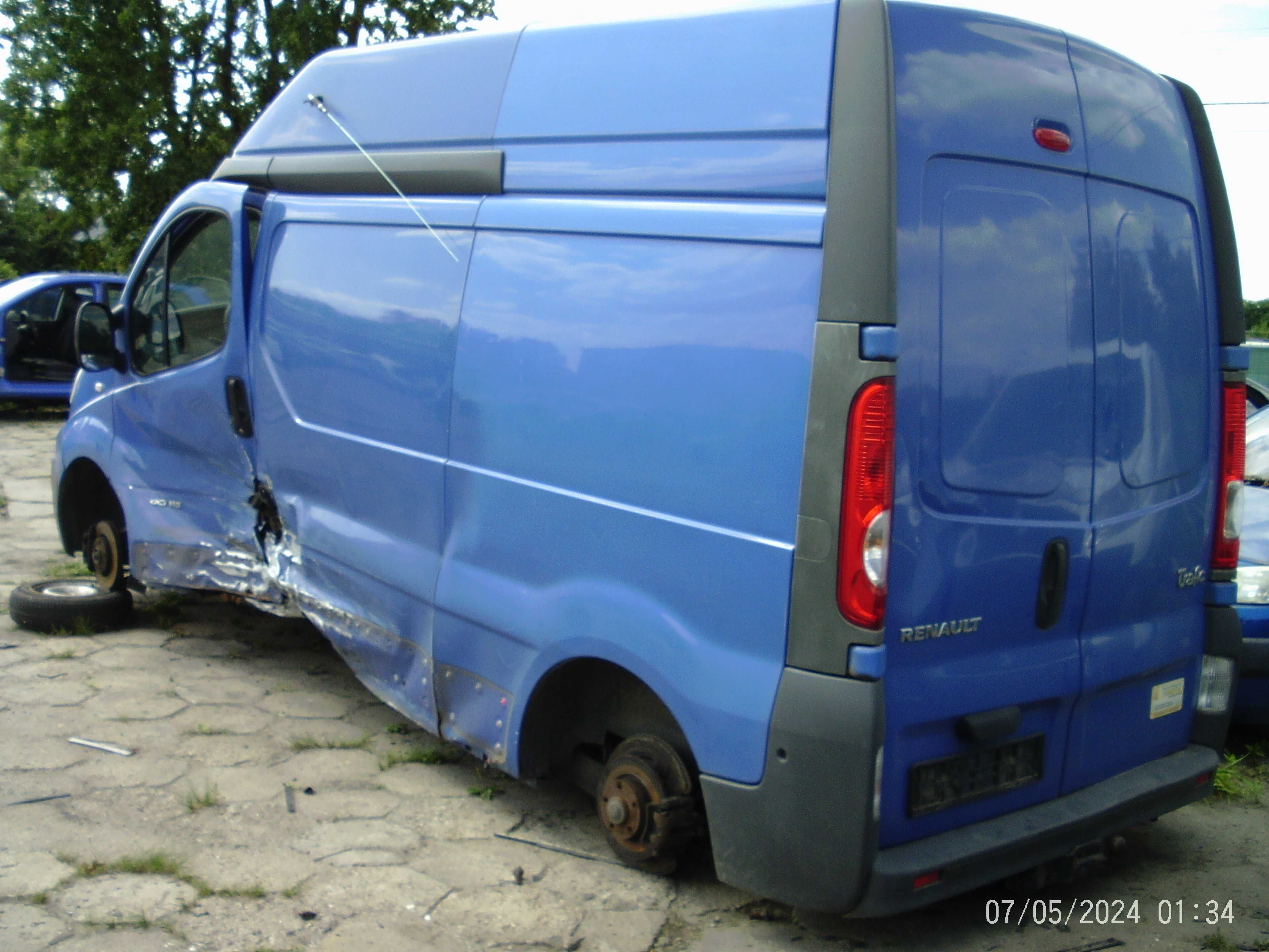 Drzwi tylne Renault Trafic II "08R.