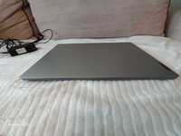Laptop Lenovo 3 15,6 " Intel Core i3 8 GB / 256 GB szary