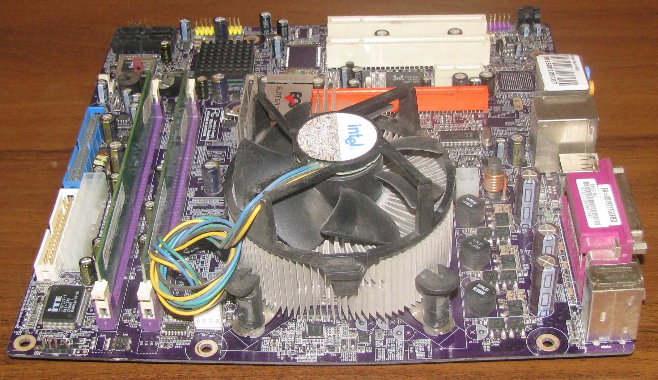 Плата материнская ESC 945g-m3 rev 3.0