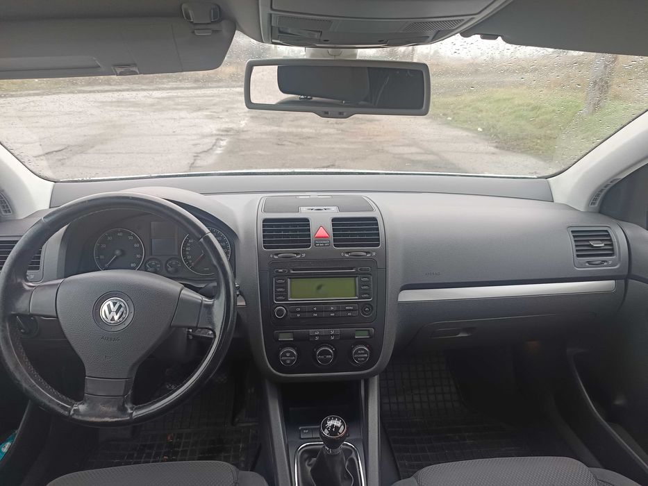 Фольксваген Гольф V продаж