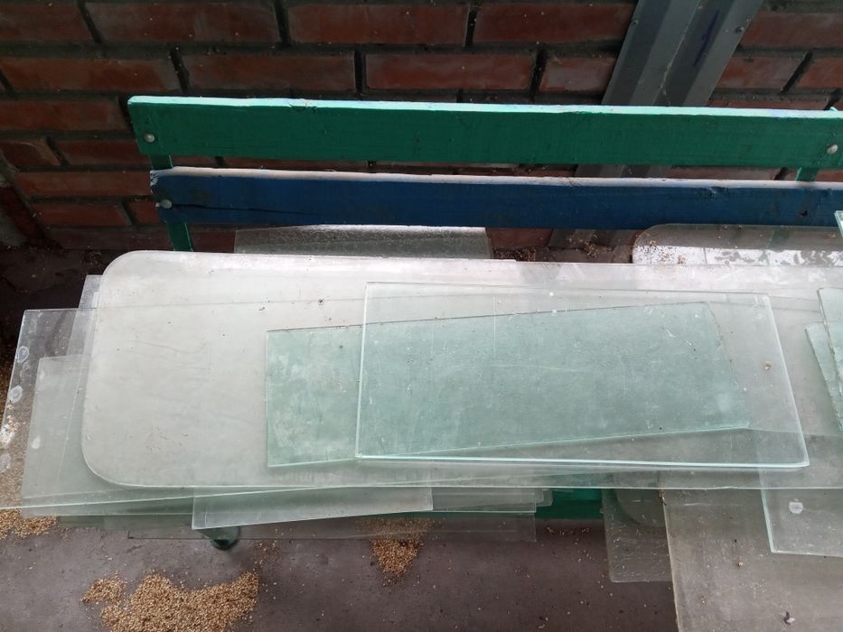 Стекло разных размеров