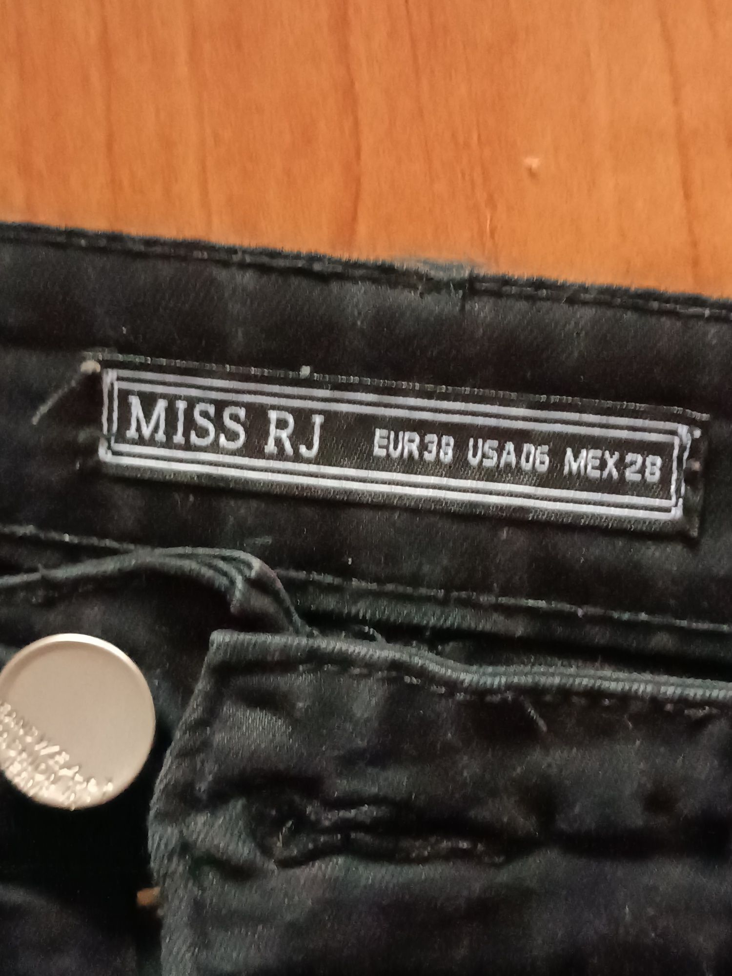 Spodnie ,miękki jeans rozm 36/38