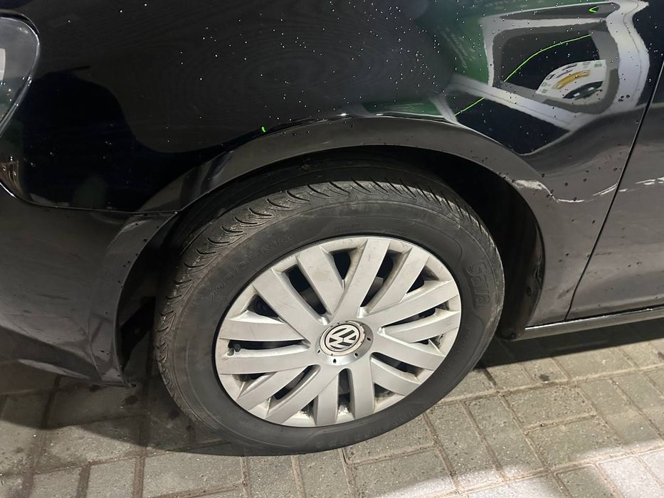 Економне авто golf 6 1.6 TDI 2011р.