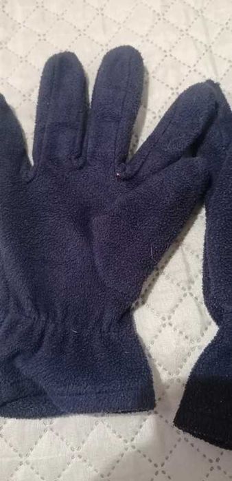 Luvas azul escuro