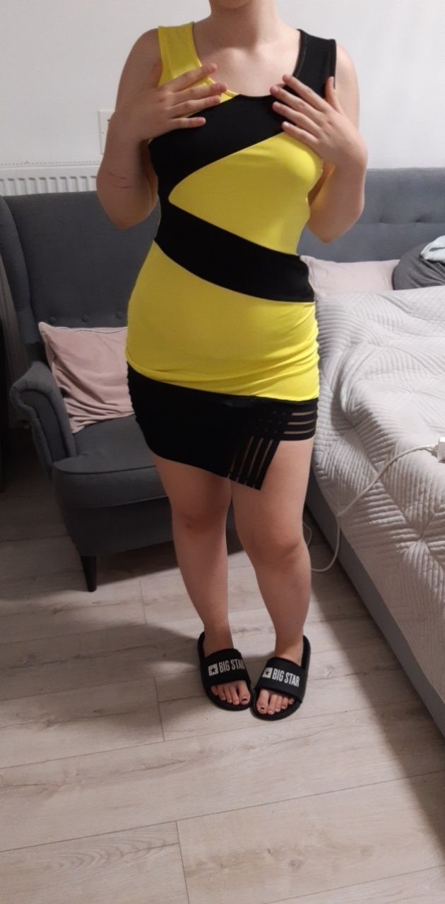 elegancka sukienka