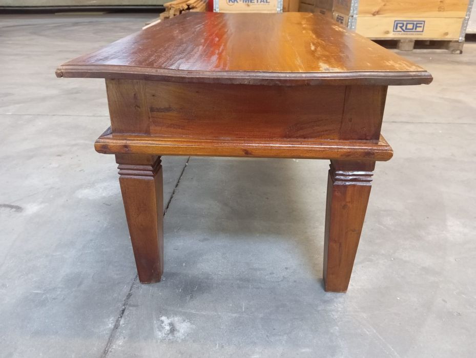 Antyczny stolik kawowy z trzema szuflada konsola mi