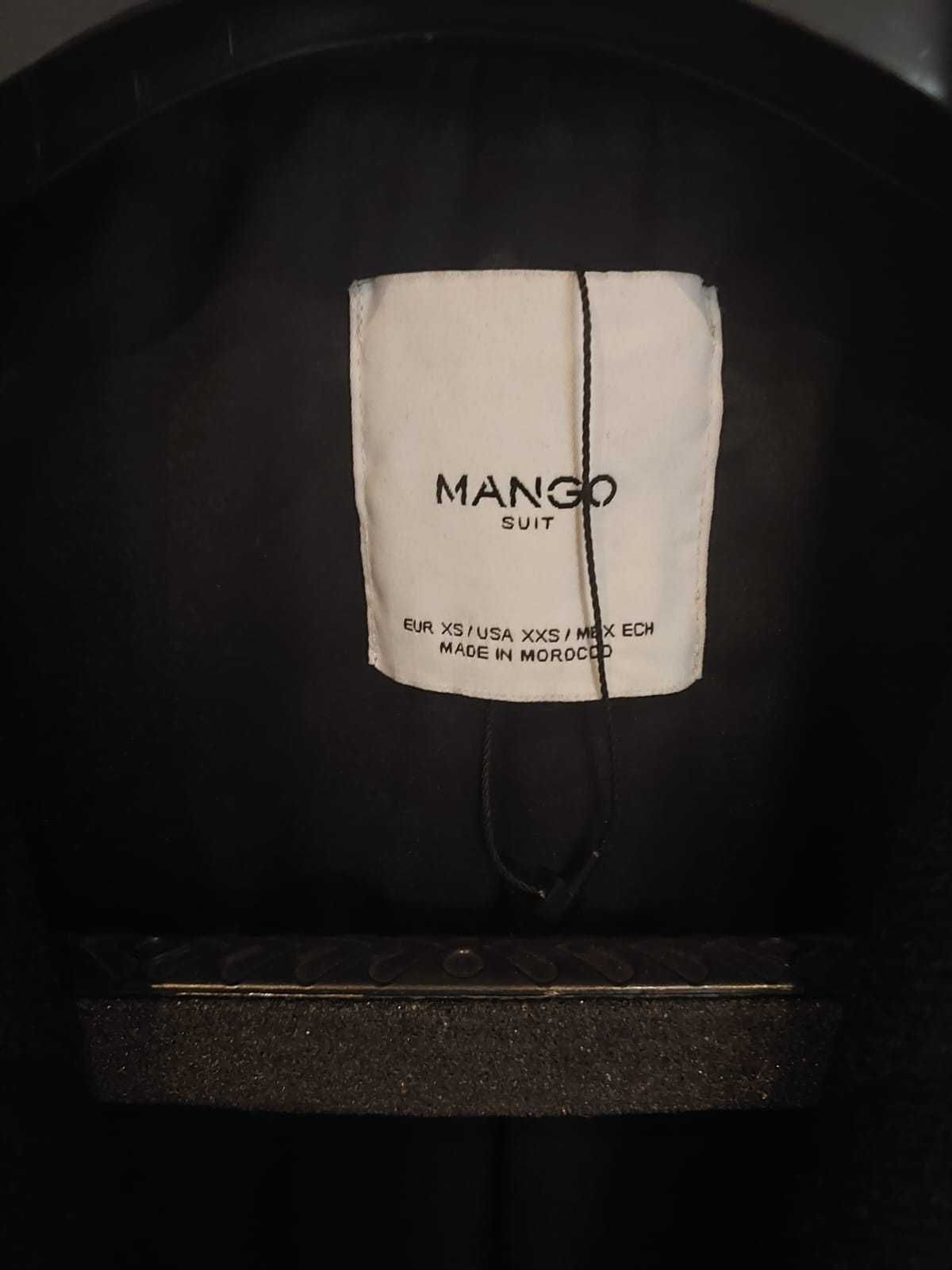 Płaszcz z wełną Mango