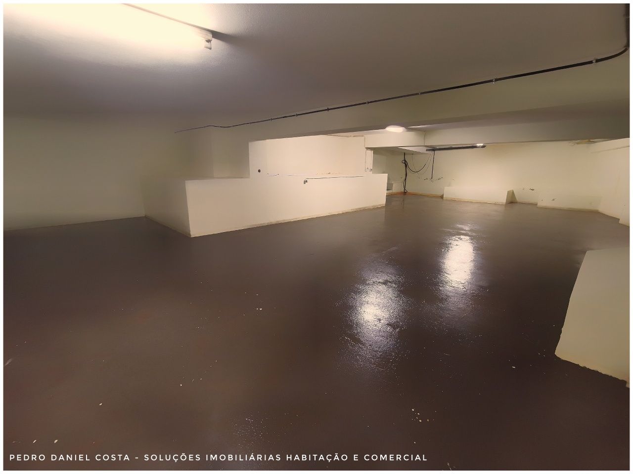 Alugo espaços para arrecadação