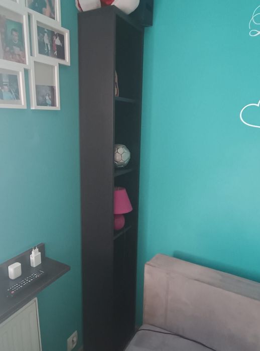 Szafa suwana regał x2 komoda i łóżko