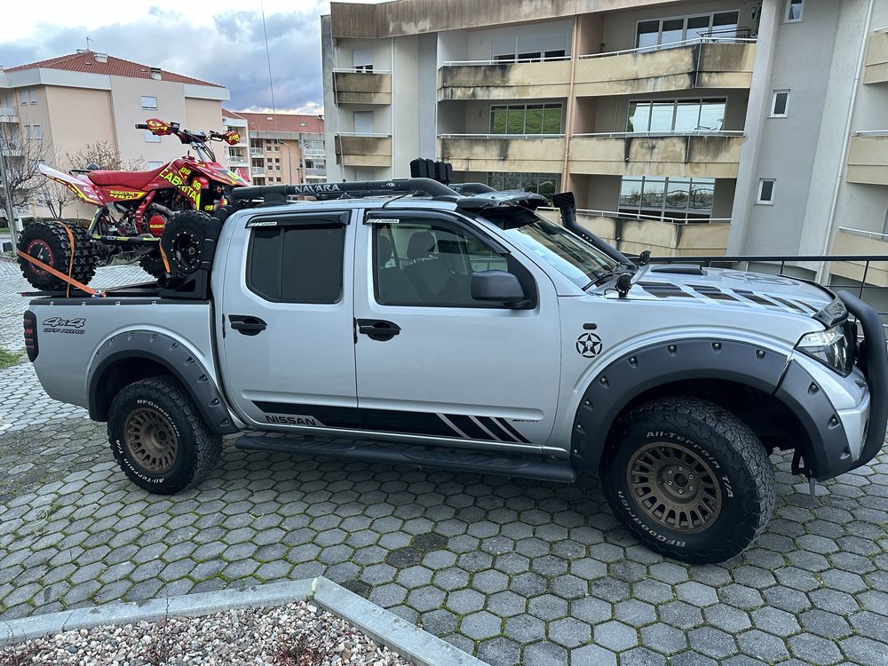 Nissan navara D40