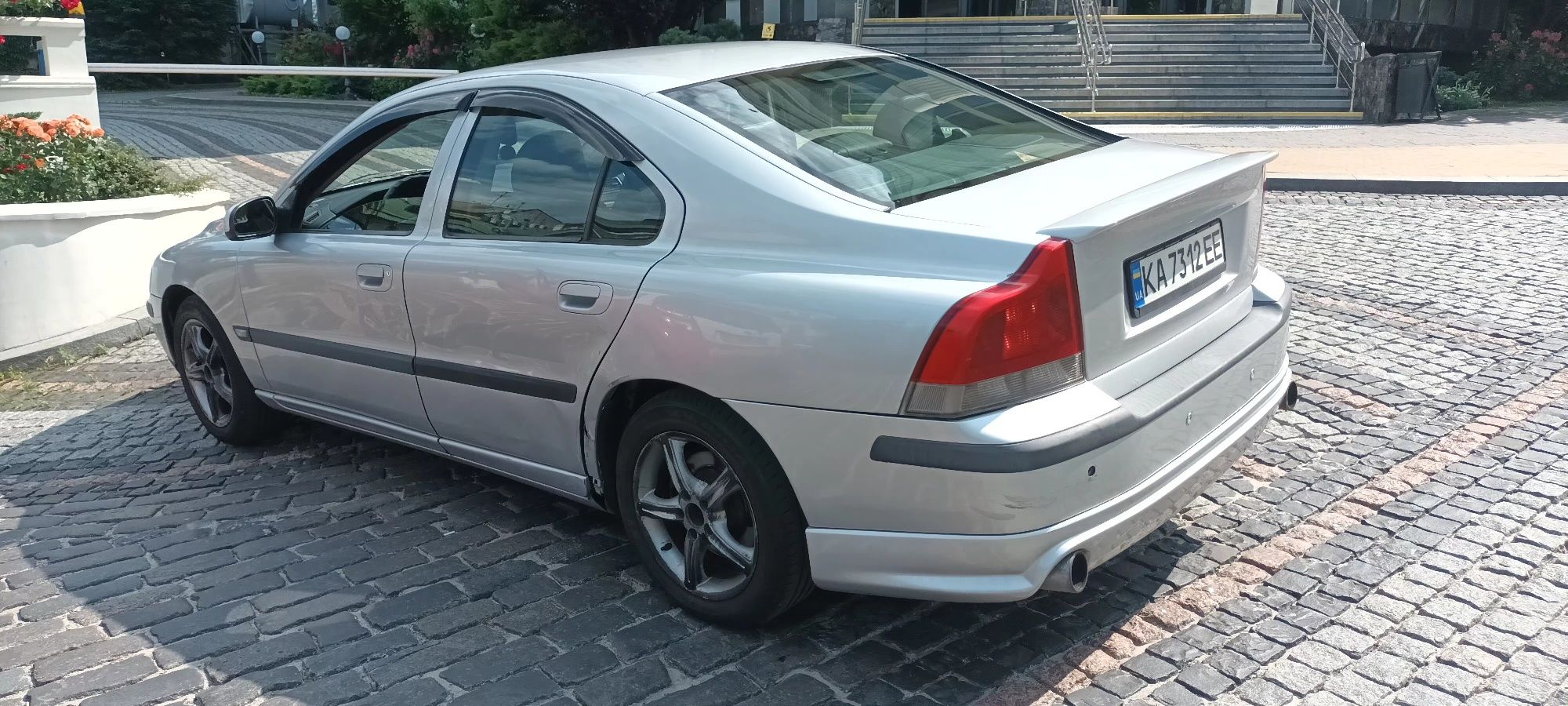 Продам Volvo S60 2.4T