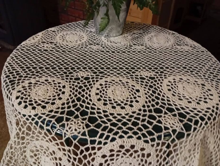 Duży obrus szydełko