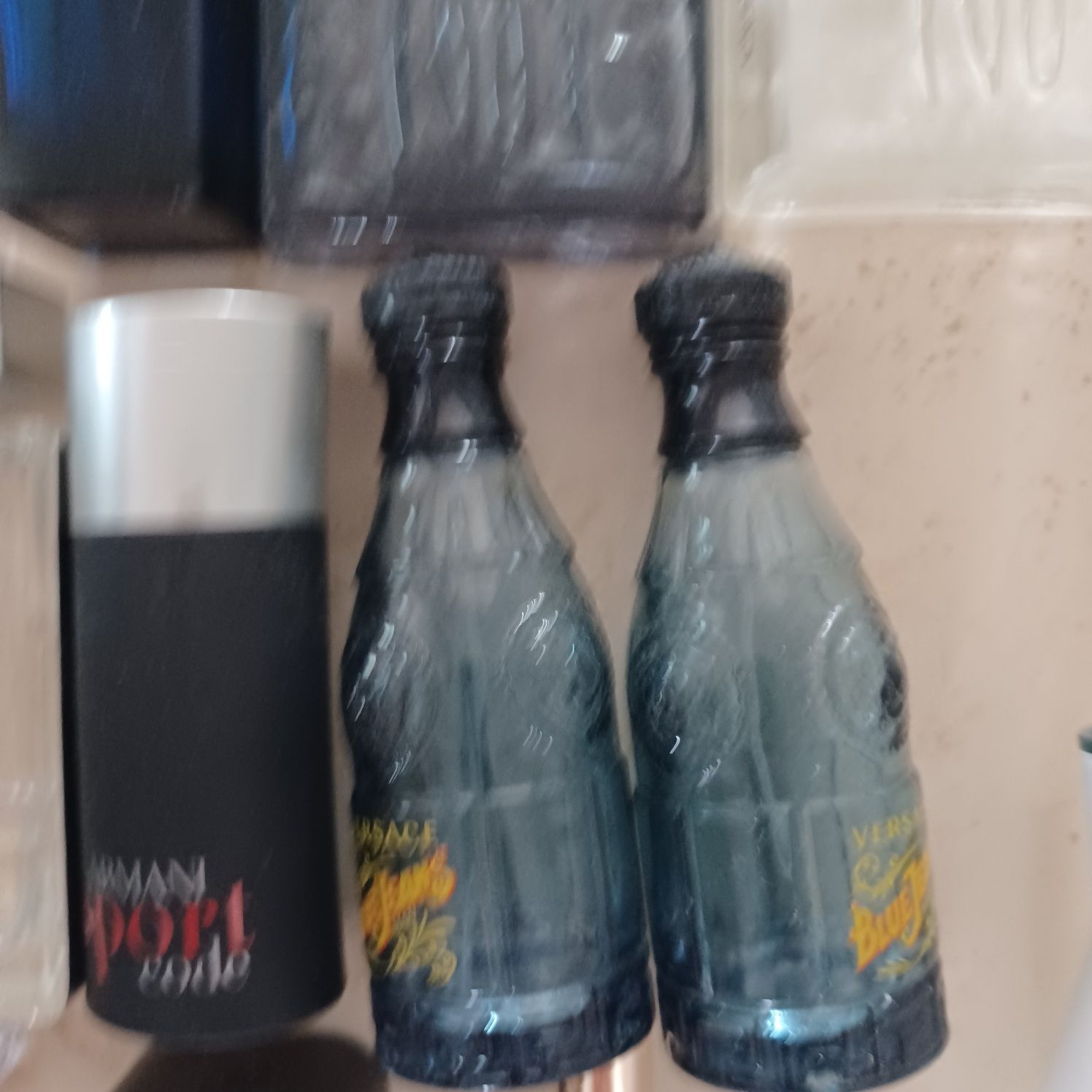 Zestaw buteleczek po perfumach/ cena za całość 18 szt