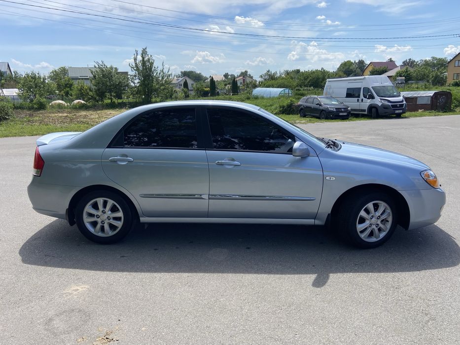 Продам KIA CERATO 1.6 бенз/Газ