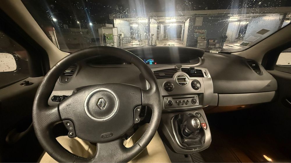 Renault Megane Scenic