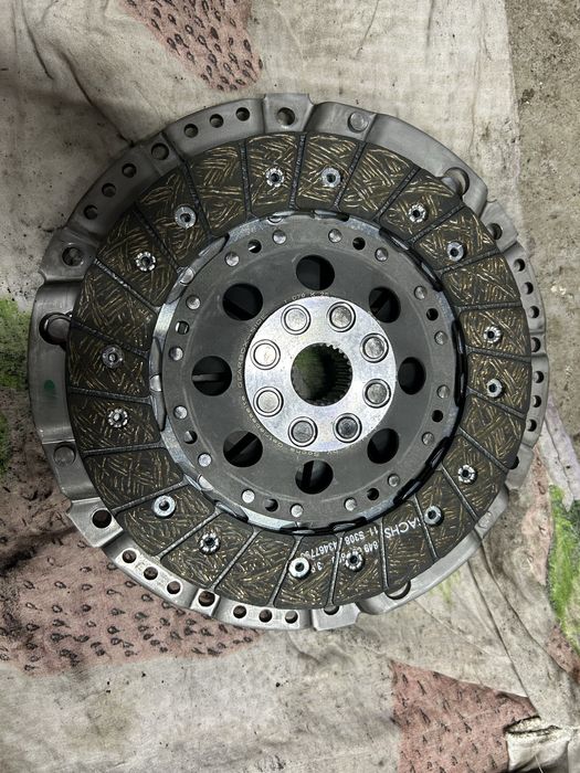 Комплект щеплення mercedes , мерседес sachs 3000317001 w124 w201 w202