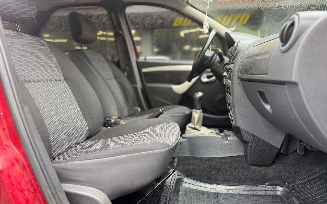 Dacia Logan 2006