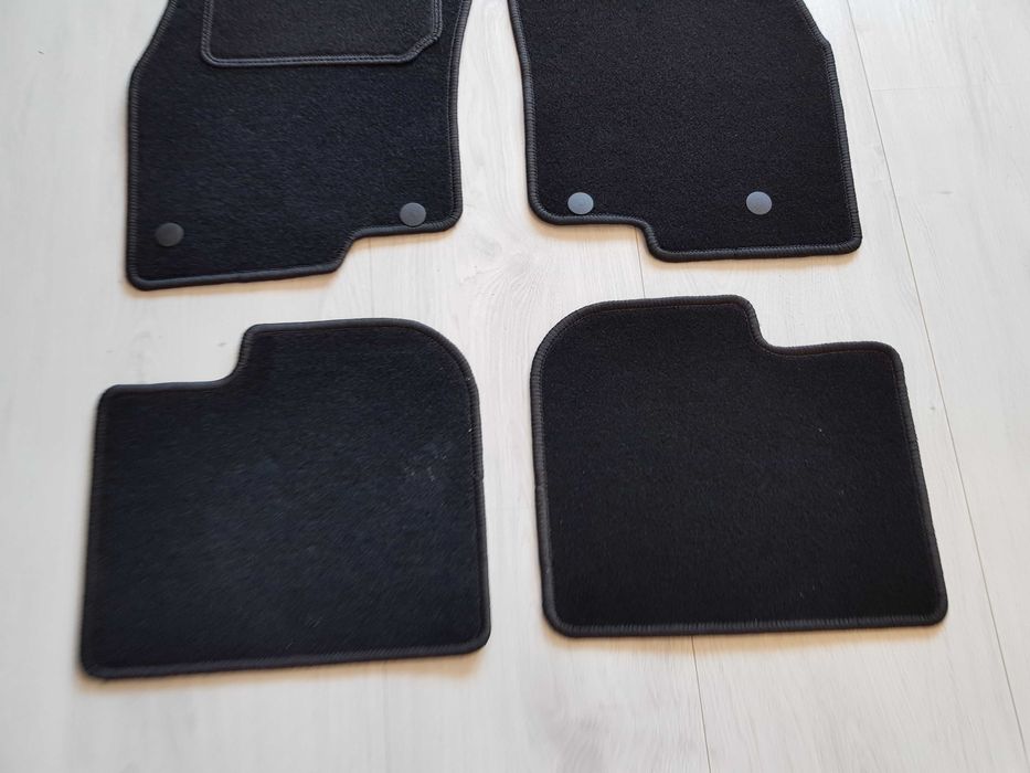 Dywaniki Welurowe ALFA ROMEO MITO Rok 08- Idealnie Dopasowane STOPER