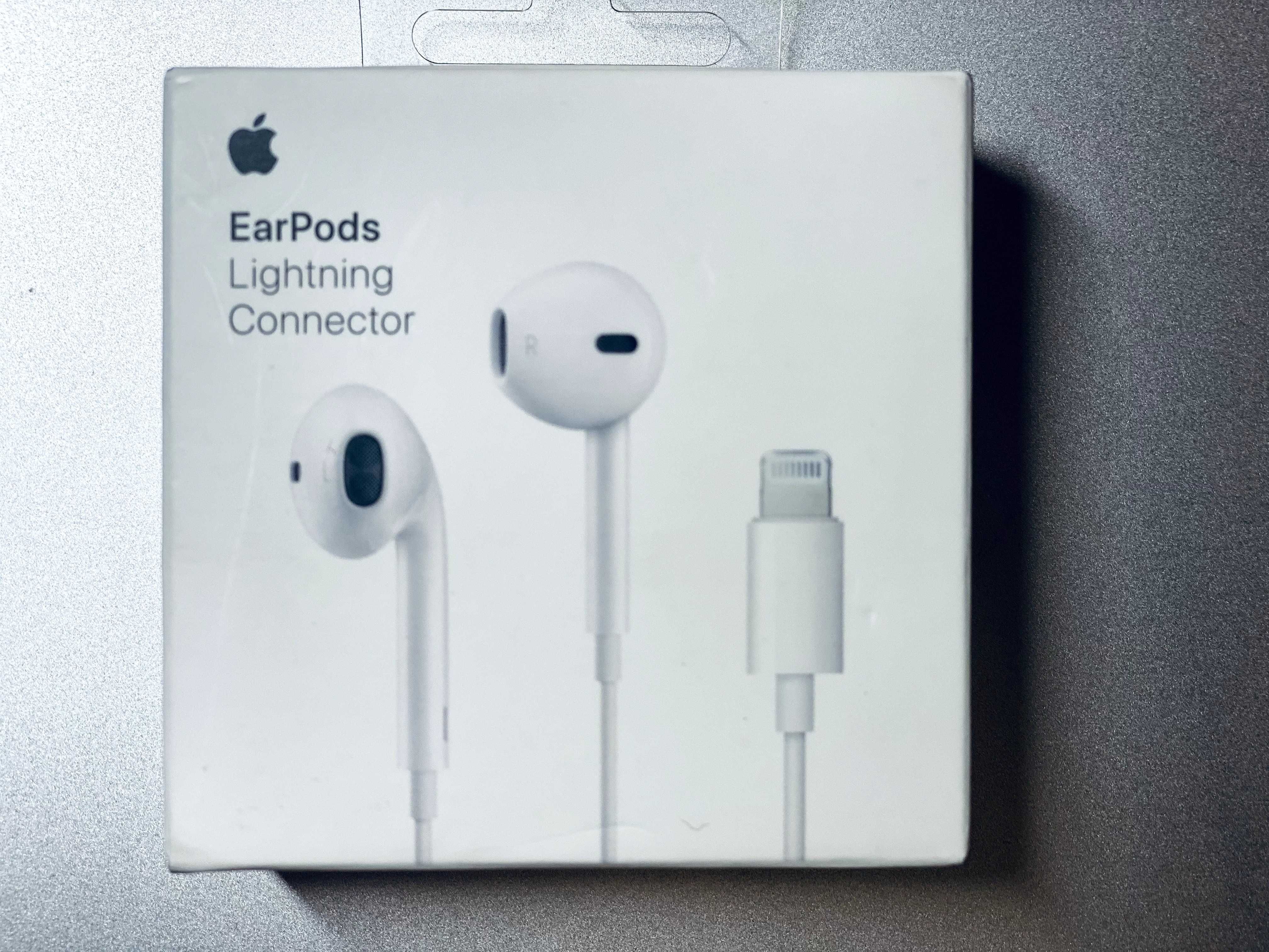 Навушники Apple EarPods with Lightning