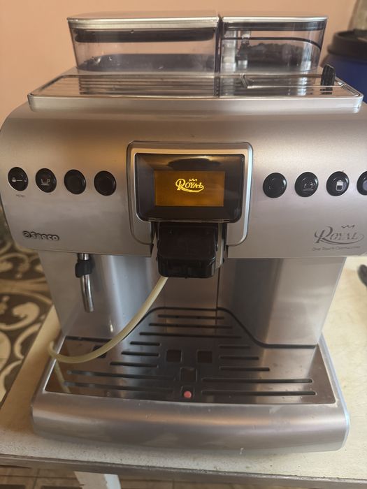 Кавовий апарат saeco royal one touch cappuccino