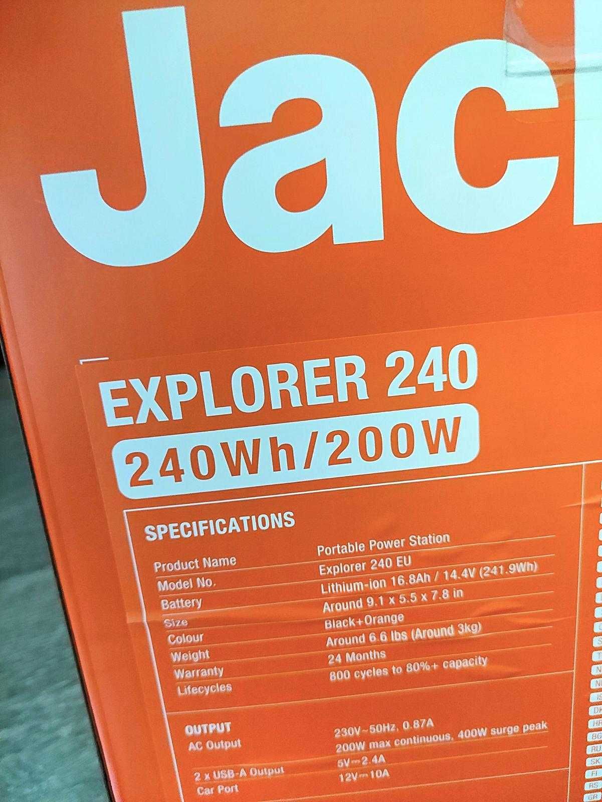 Портативна електростанція Jackery Explorer 240