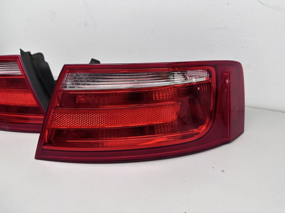 AUDI A5 S5 8T Coupe lampy tył komplet prawa strona klapy