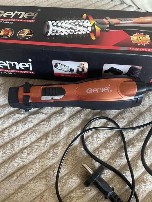 Фен-щітка для волосся з 3 насадками Gemei 4828 3в1 плойка фєн жіночий