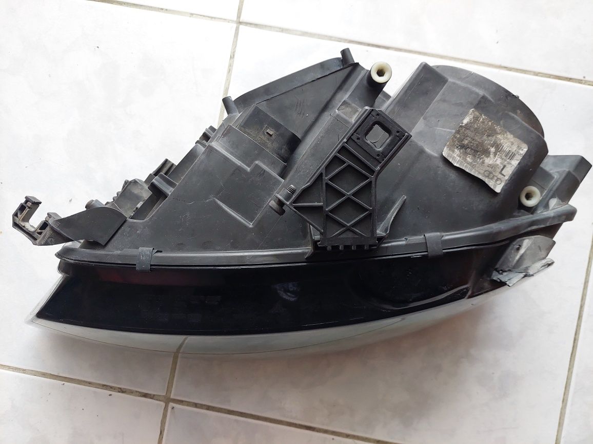Optica Audi a4 b8 esquerda