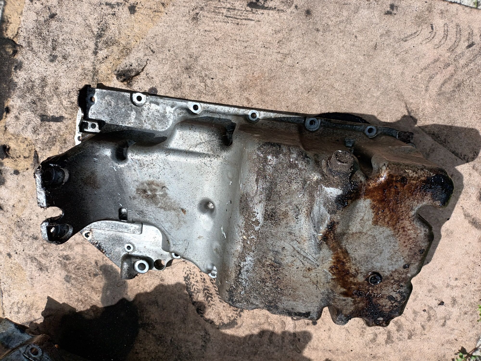 Silnik części suzuki M16A 1.6 16V vvt  głowica Wał korbowy  miska tłok