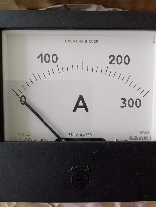 Амперметр М381, реле напряжения.
