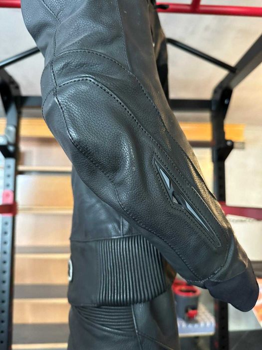 Fato Motard em Pele Alpinestars tamanho 50